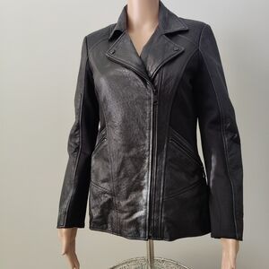 Andrew Marc Women's Zip-up Leather Jacket in black
